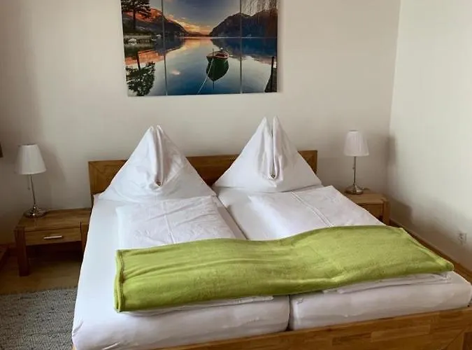 Dani I Apartment Grobming